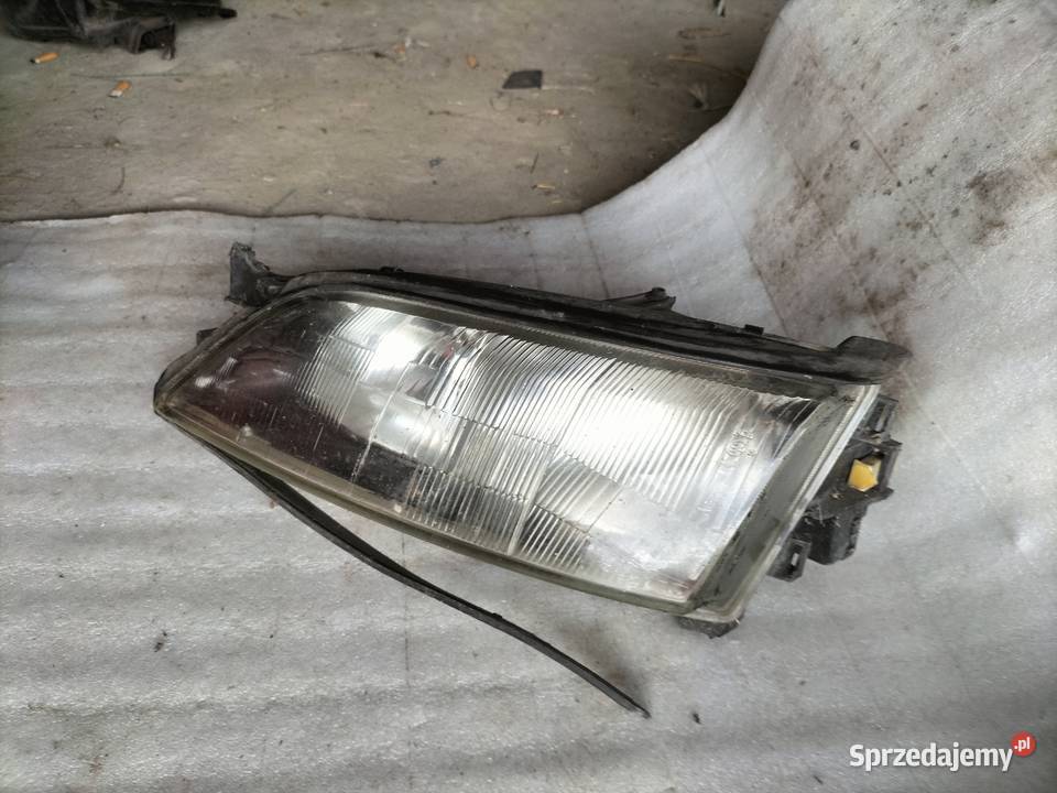 VECTRA B LAMPA PRZÓD PRZEDNIA LEWA Kamień-Kolonia sprzedam