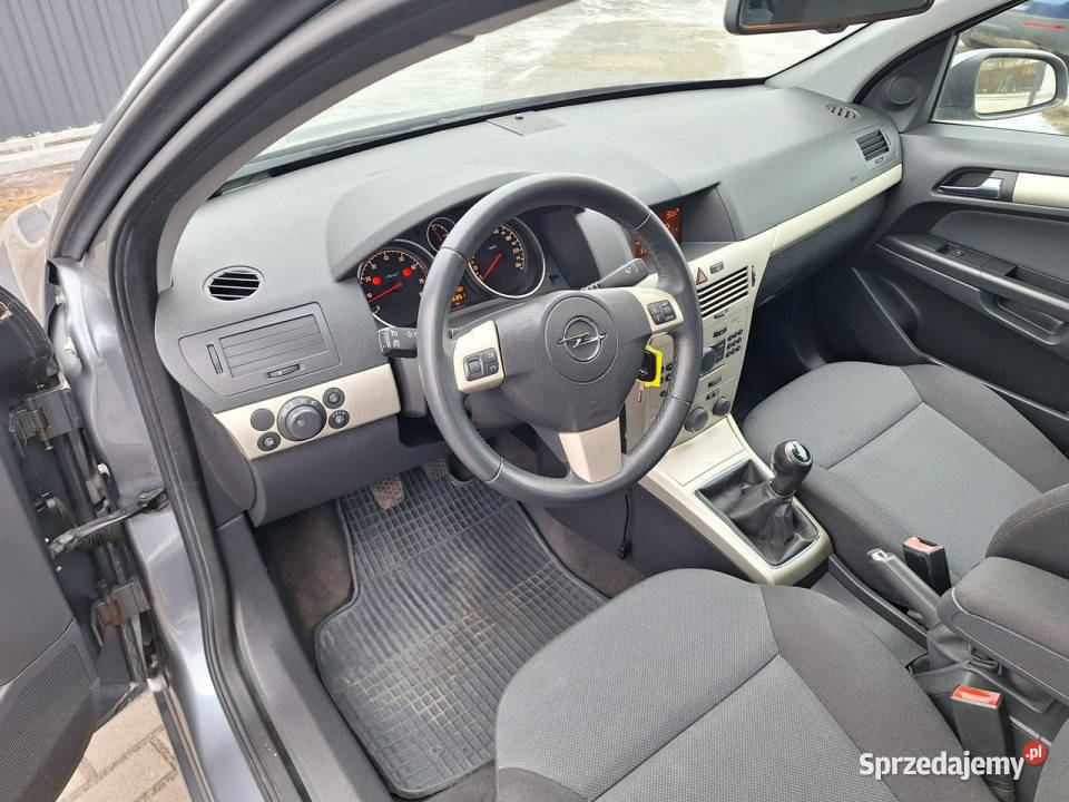 Opel Astra Klimatyzacja Parktronik Serwisowany kurtyny powietrzne zachodniopomorskie Załom