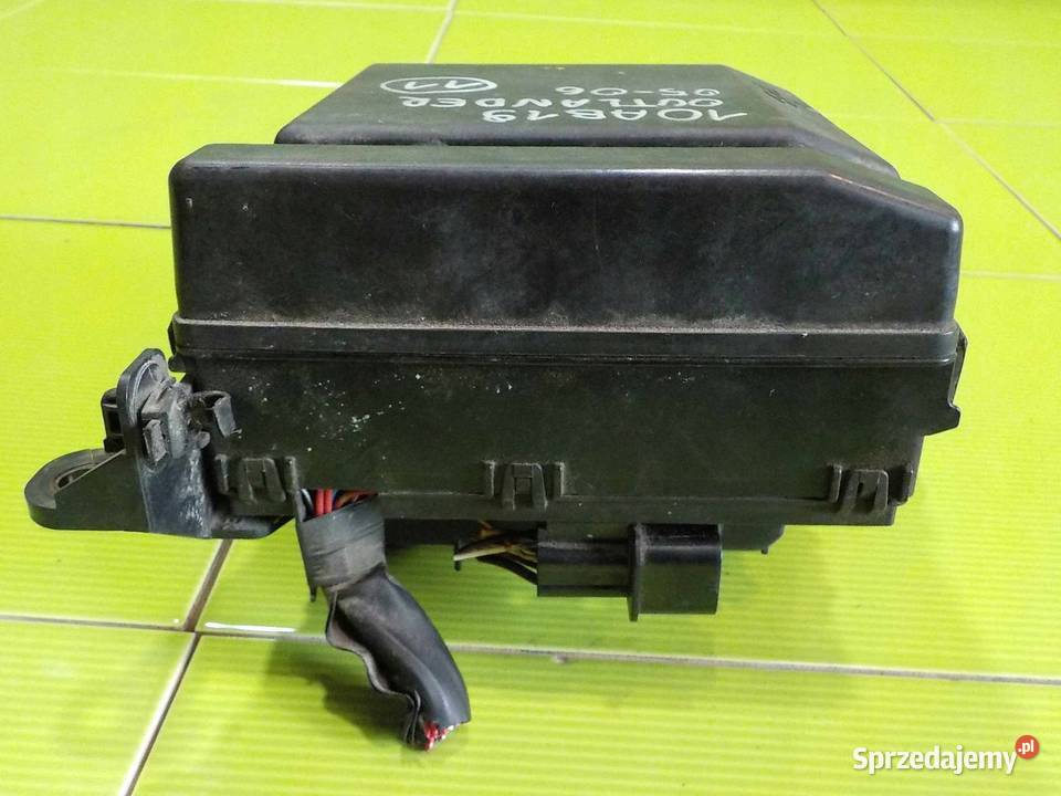 MITSUBISHI OUTLANDER I 24 MIVEC 05r skrzynka Suków