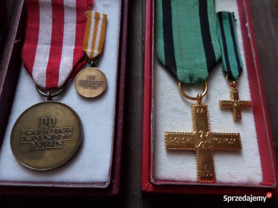 Powstańcu Wielkopolskim zestaw odznaczeń Militaria Poznań