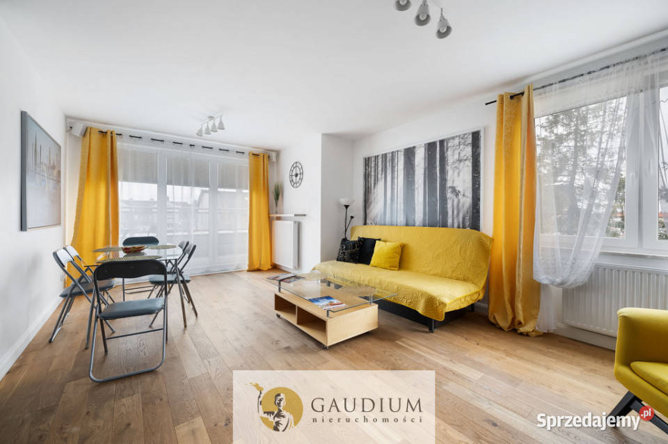 4 pokoje 2 balkony hala garaż i komórka Chwarzno balkon pomorskie Gdynia