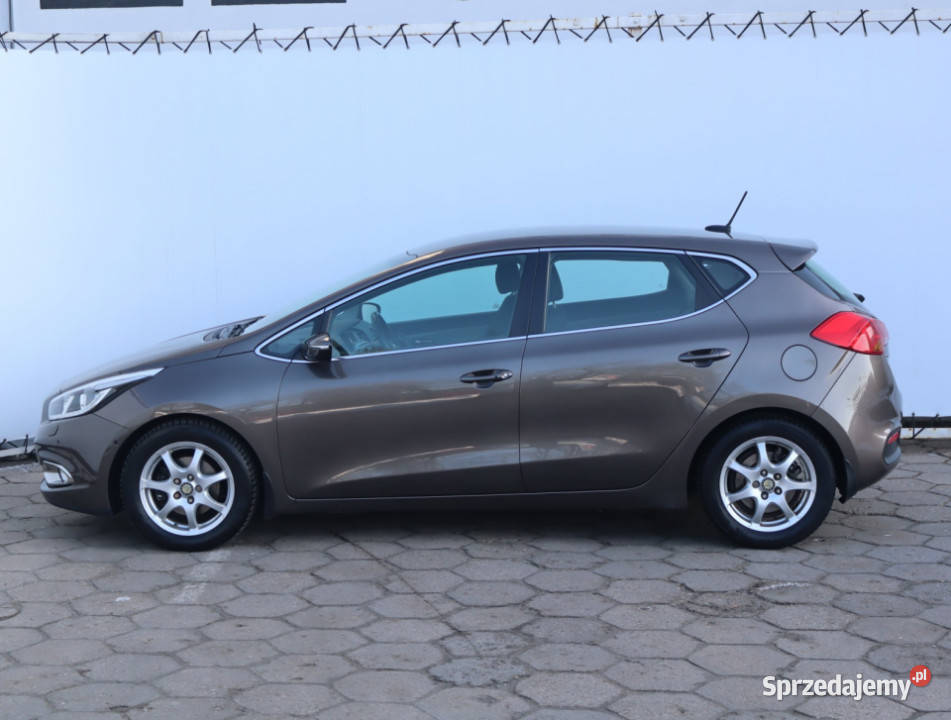 Kia Ceed 14 CVVT światła przeciwmgielne