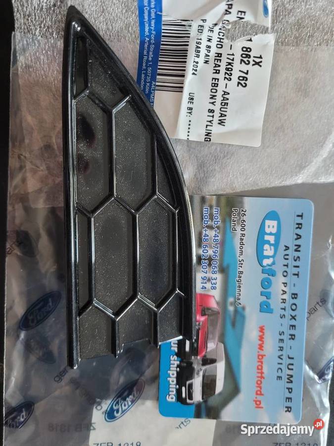 Zaślepka Haka Ford KUGA 1862762 CV4J17K922AA5UAW Radom sprzedam