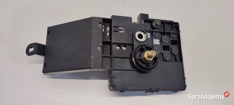 MERCEDES W211 SKRZYNKA BEZPECZNIKÓW A2115461241