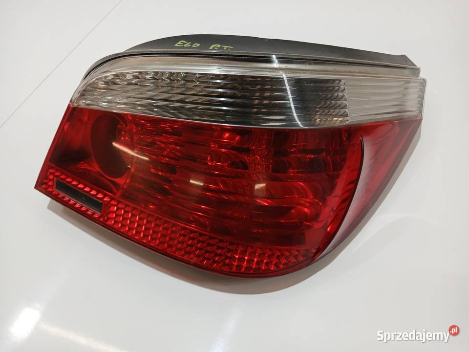 LAMPA PRAWA TYLNA BMW E60 OE 7165738 Lampy tylne Strzyżewice