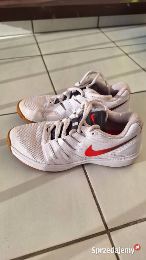 Nike halówki r 40 NOWE Warszawa