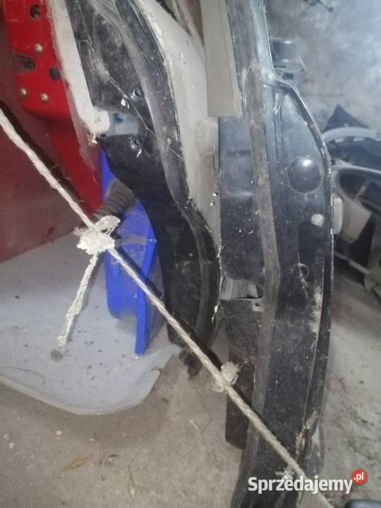 Drzwi prawe przód i tył Mercedes 124 osobowe Serock