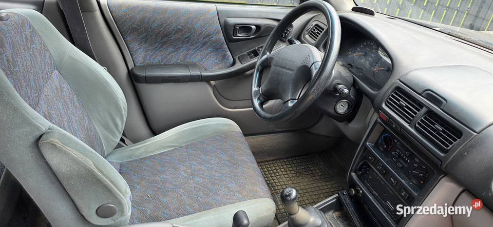 SUBARU Forester uszkodzony Łódź