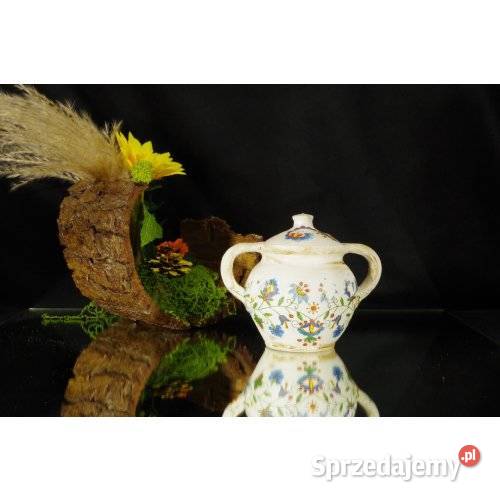 Ceramiczny pojemnik z pokrywką i uchwytami