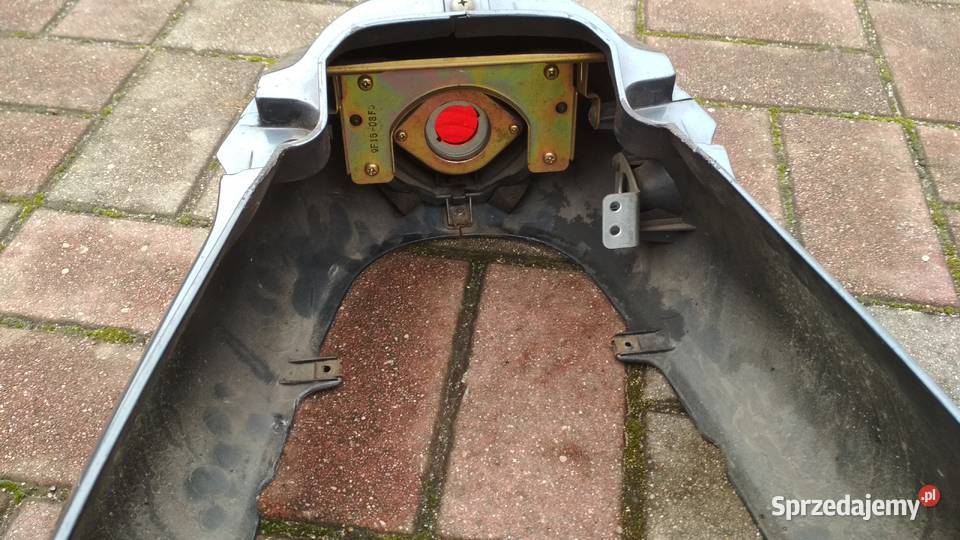 Suzuki Gsx 600750 jajko zadupek lampa tylna Plastiki Lubliniec