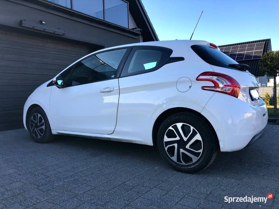 Peugeot 208 wymianie rozrządu I oleju dwa czujnik deszczu Poznań