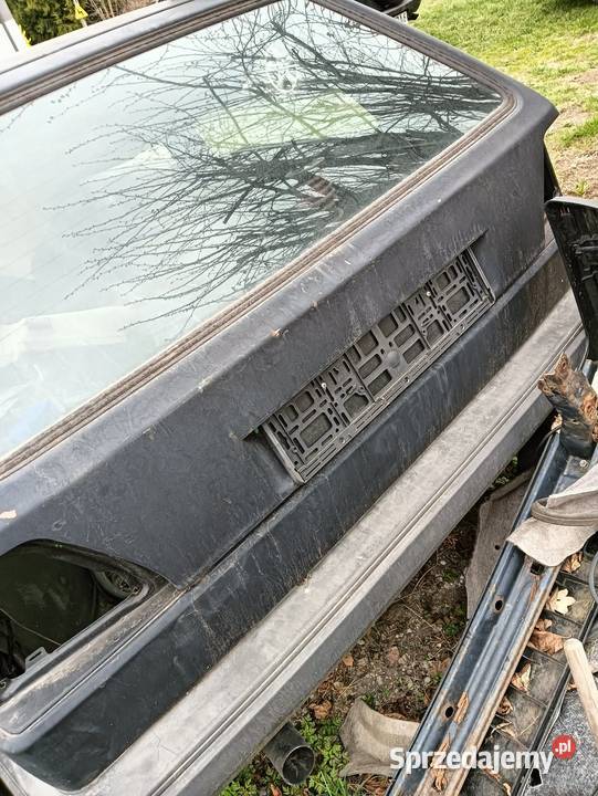 Golf 2 klapa tył Pasy przednie i tylne