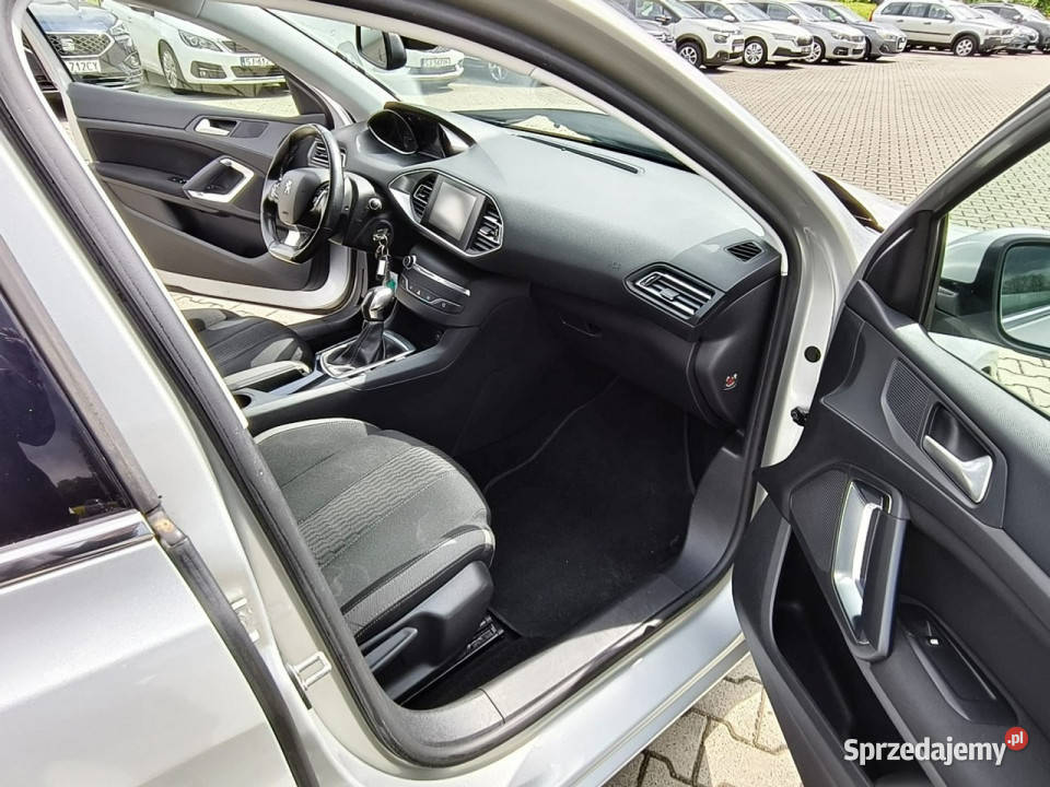 Peugeot 308 12 benzyna 110 tablet ledy tempomat 308 Kęty