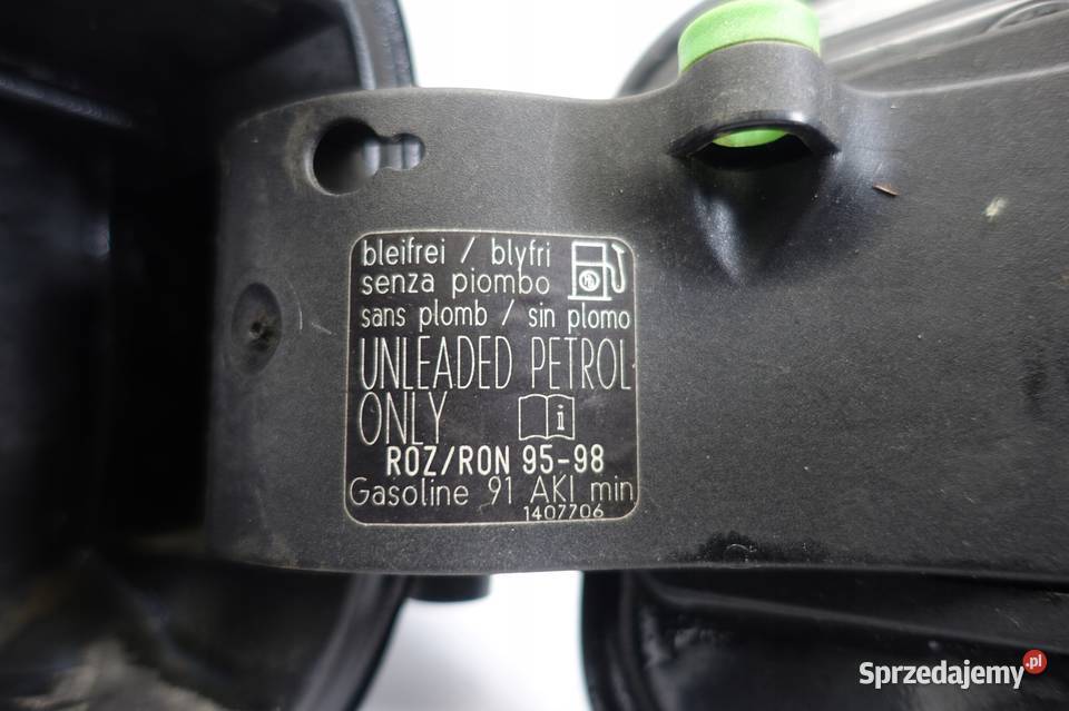 BMW E60 M5 50 V10 KLAPKA PALIWA wlewu 4796 Rudka