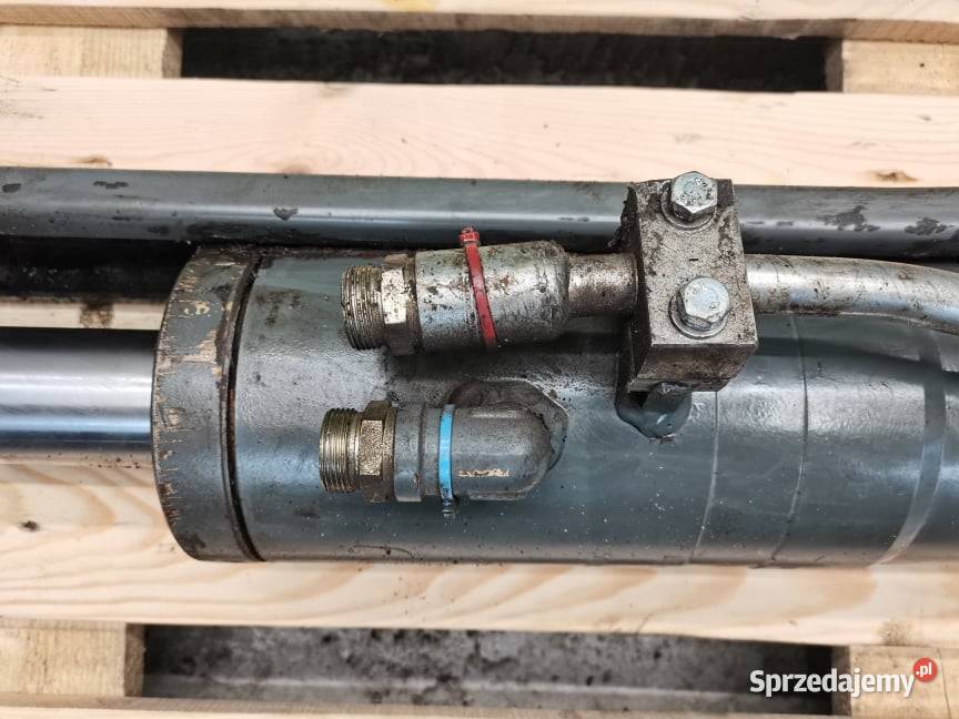 Neuson 6002 Siłownik ramienia głównego wielkopolskie Wilkowo
