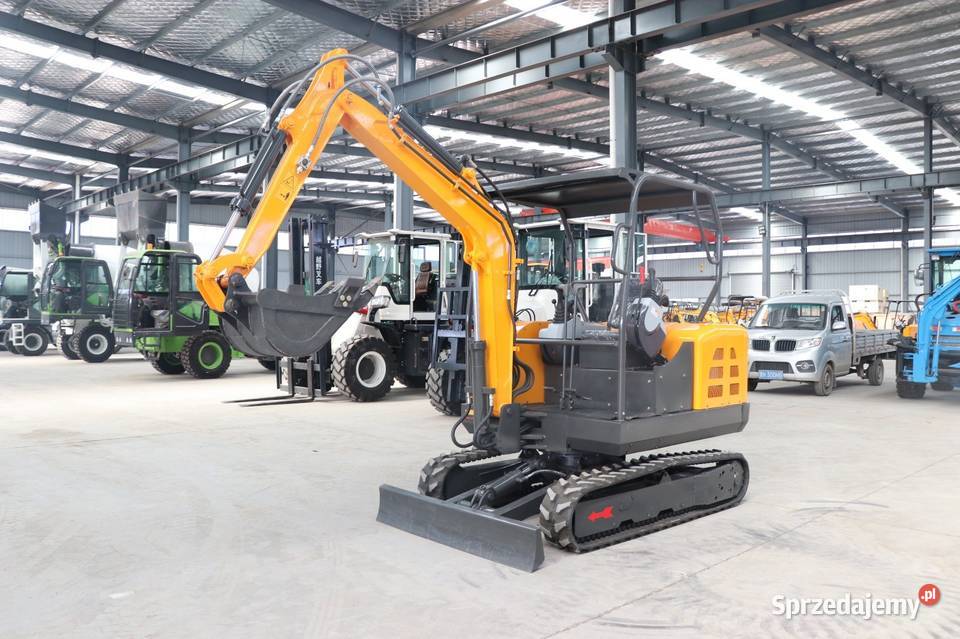Minikoparka 3 t Mller Machinery MB 30 silnik Pleszew sprzedam