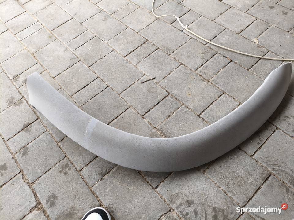 Poszerzenia nadkoli błotników zderzaka osobowe