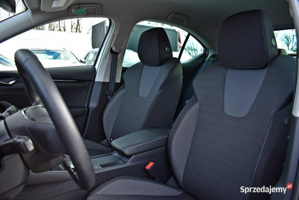 koda Octavia Bezwypadkowy Salon Polska Serwis przyciemniane szyby Łódź sprzedam