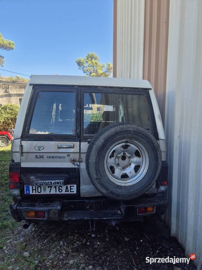 Toyota land cruiser kzj 73 156000 Rok produkcji 1995 Rawicz