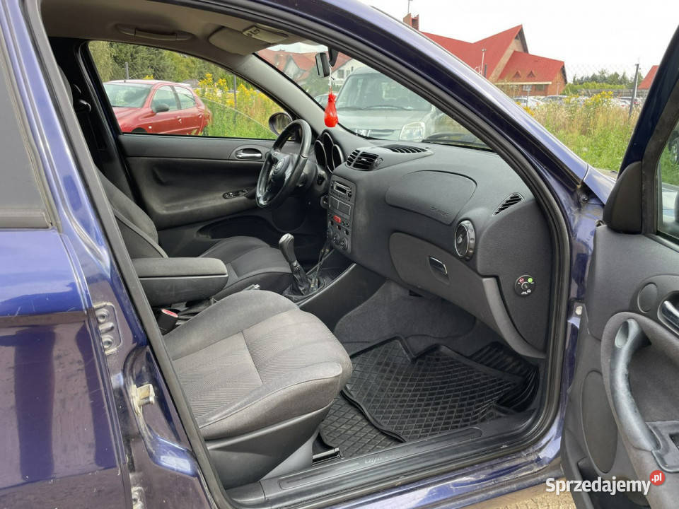 Alfa Romeo 147 16 Benzyna 2002r Tanio Możliwa