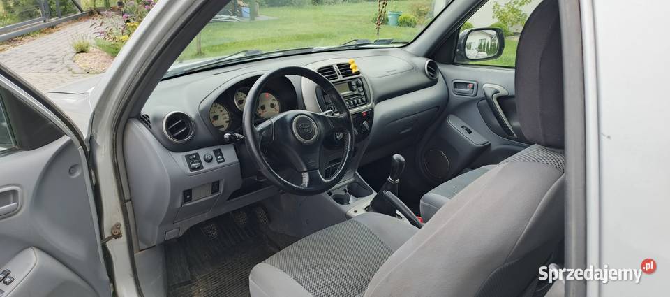 Toyota RAV4 benzynagaz napęd 4x4 wielkopolskie Dzierzążenko