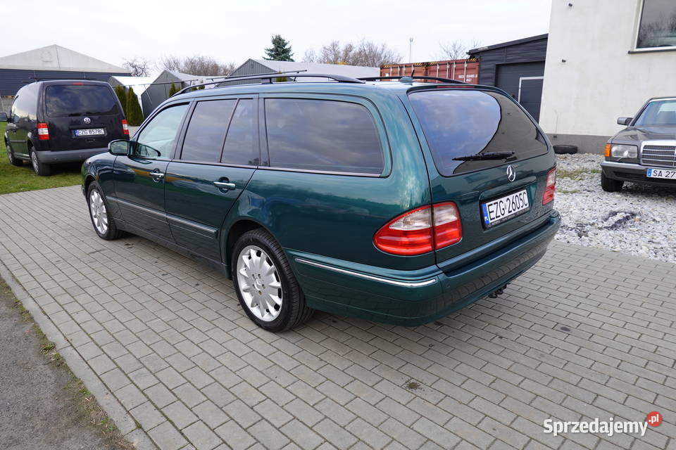 Mercedes E430 V8 4MATIC W210 1999 Wyjątkowy relingi dachowe Zgierz