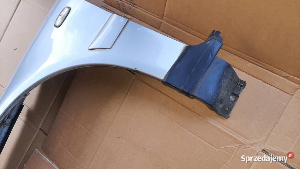 błotnik lewy przedni Audi a4 b5 lift FL osobowe Dębno