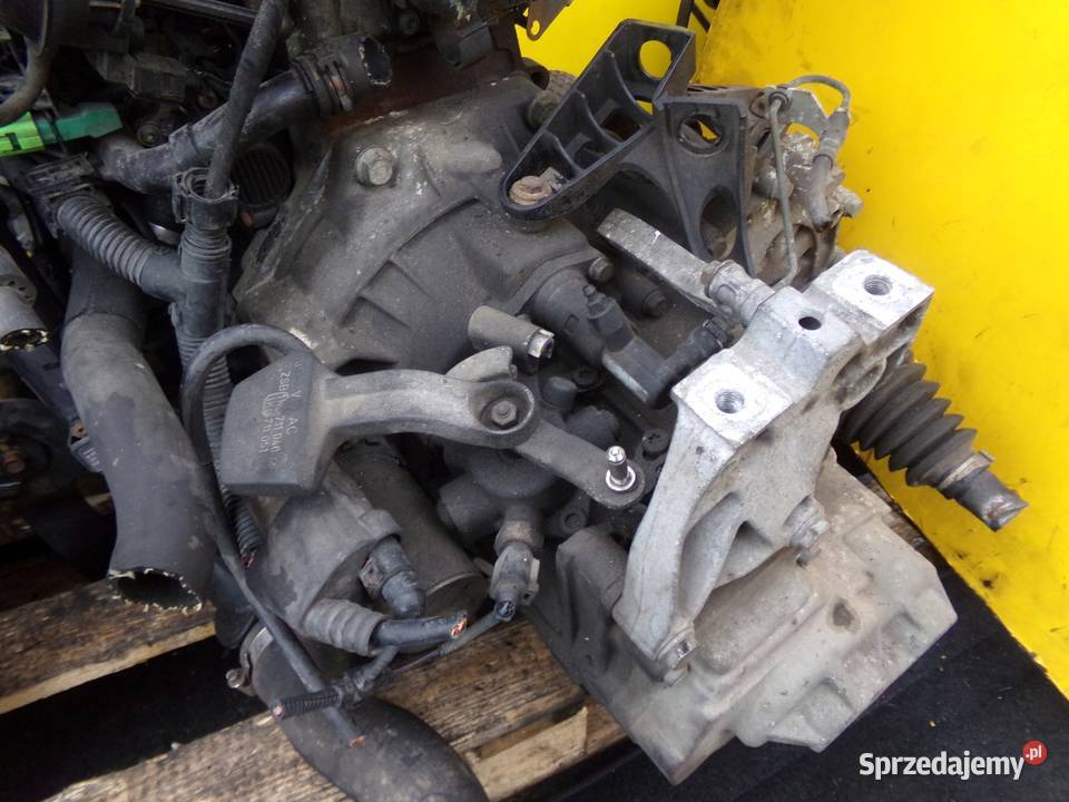 AUDI A3 8P 18 TFSI 09r 160 skrzynia biegow 6 KVT Suków