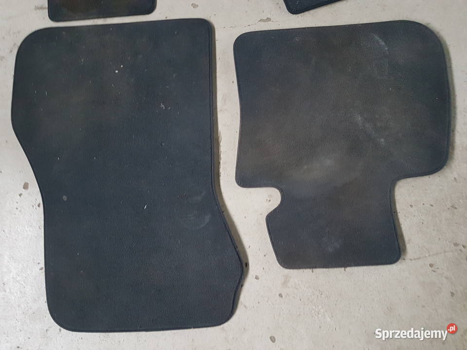 BMW 2 F45 F46 WYCIERACZKI DYWANIKI WEWNETRZNE osobowe Turek