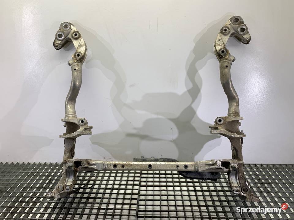 BELKA POD SILNIK AUDI Q8 30 286 4M0399315R SANKI