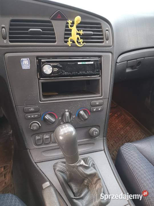 Volvo v70 2001r 24 benzyna manial niebieski Ostrowite