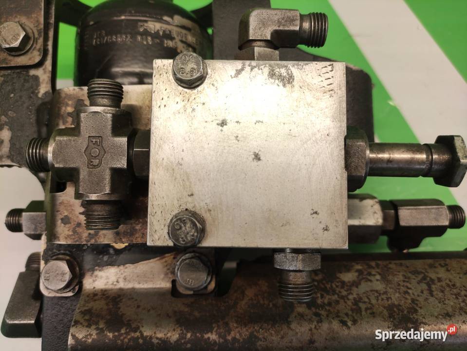 Zawór 25301100 sterujący Akumulator hydrauliczny Wilkowo sprzedam