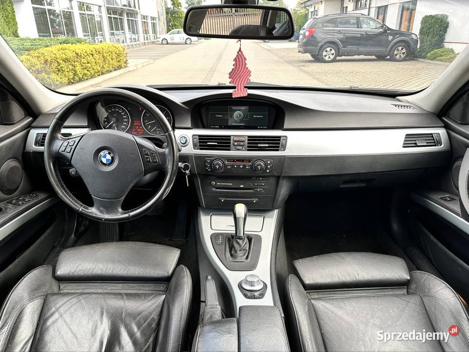 BMW e91 325i 218benzynaAutomat Warszawa