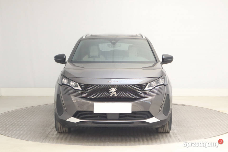 Peugeot 3008 eHybrid 225 wspomaganie kierownicy