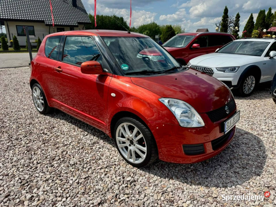 Suzuki Swift Swift 13 benzyna 111 2koła Śliczny Swift Szerominek