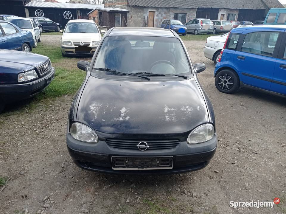 Opel Corsa 15 D 49 kW 2000 r dawca części