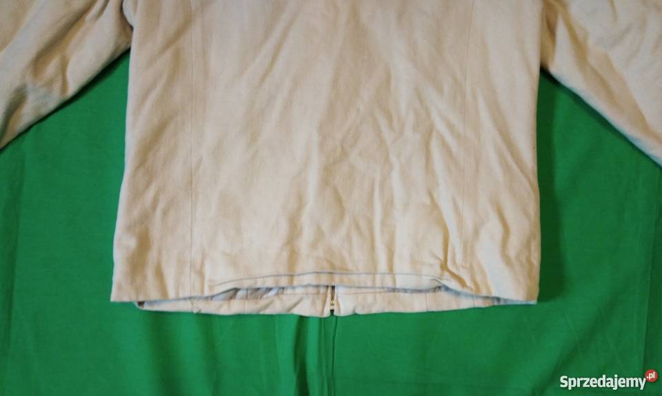 Wiosennojesienna kremowa kurtka brytyjskiej Warszawa