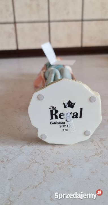 Śliczna figurka RUTH Warszawa