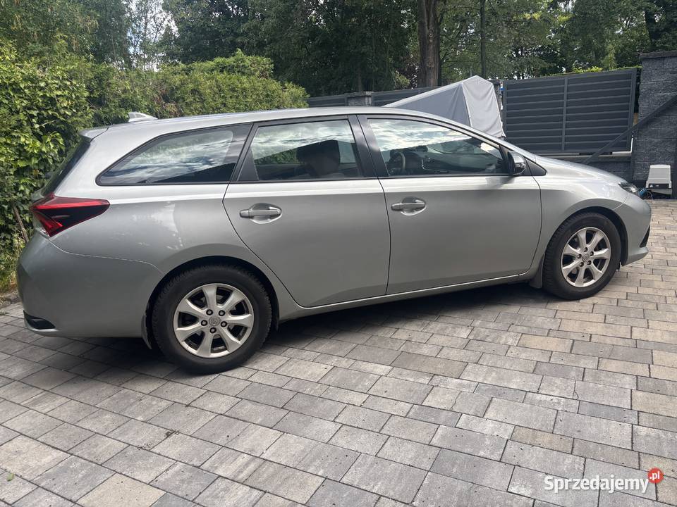 Toyota Auris 2018 81 przebiegu Opole