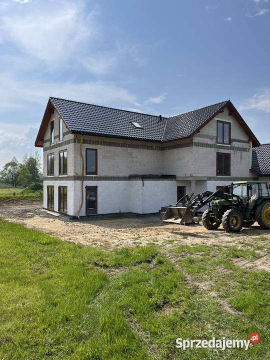 Duży dom z potencjałem na apartamenty sprzedam