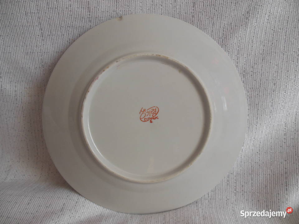 Talerzyk deserowy w liscie winogron PRL Kielce