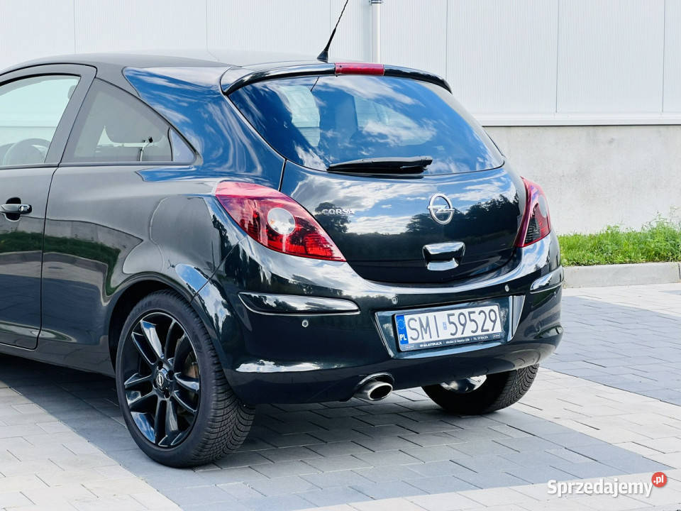 Opel Corsa D 14 benz 100 bogata wersja D manualna Corsa Mikołów sprzedam
