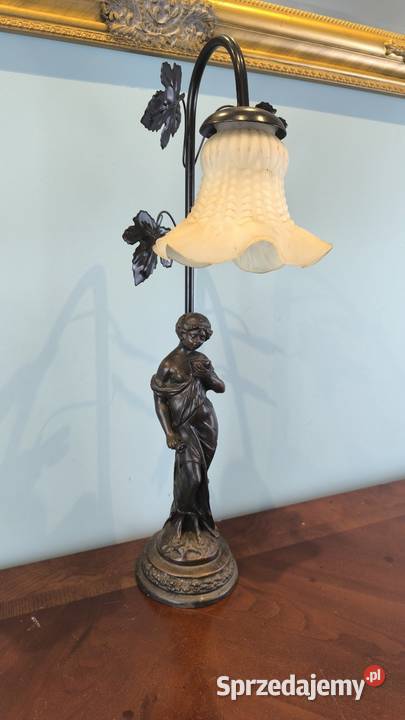 Piękna unikalna lampa figura z mlecznym Meble Antyki, Sztuka, Kolekcje Łódź