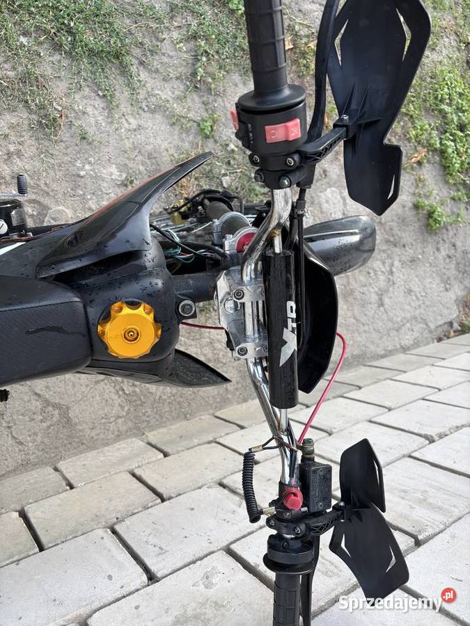 sprzedam crossa Xtr 609 125 Miechów