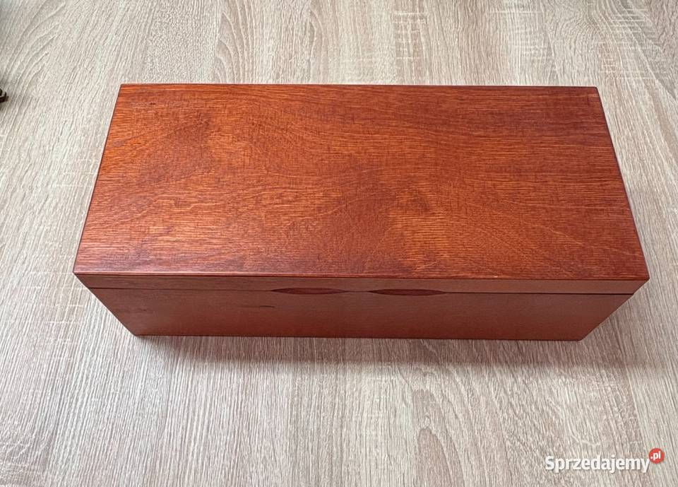 Duże drewniane pudełko kolekcjonerskie kaseta na
