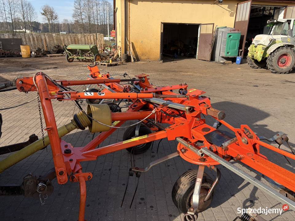 Fella TH 800 przewracarka Przetrząsarka 6 Zgrabiarki i przetrząsacze