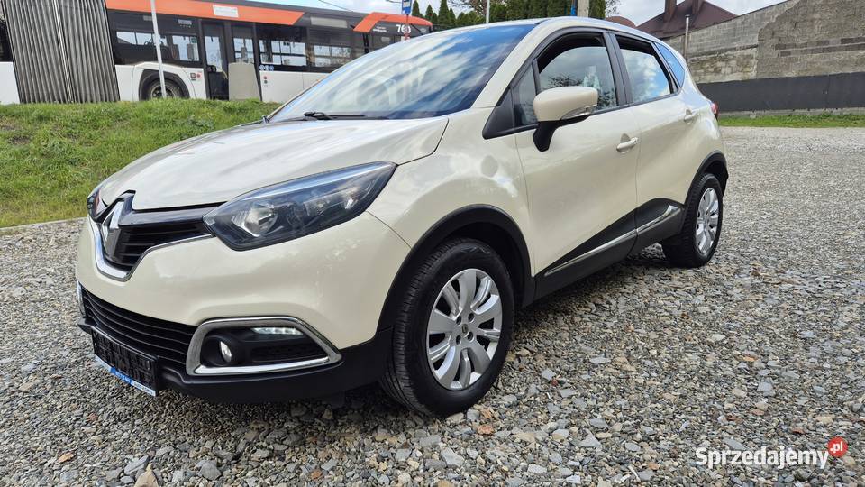 CAPTUR 09 90 SPROWADZONY OPŁACONY BEZWYPADKOWY Captur Rzeszów
