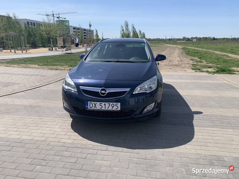 Opel astra j iv bogata wersja cosmo 17 cdti Wrocław sprzedam