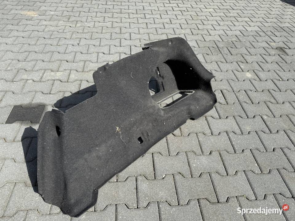 BMW F10 tapicerka bagażnika prawa strona Brzozówka sprzedam
