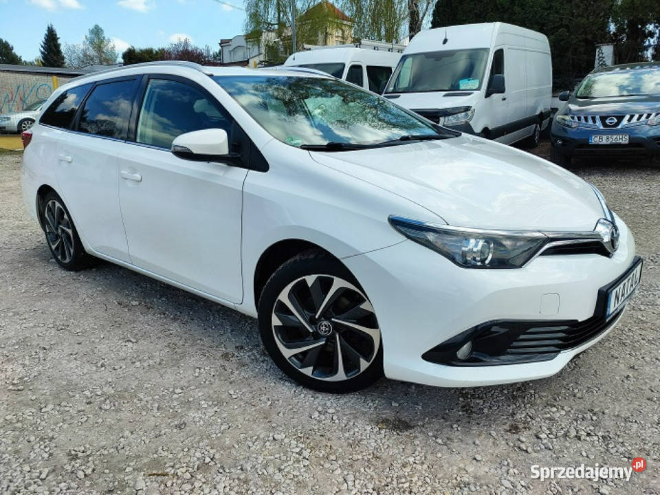 Toyota Auris Automat Super stan II 2012